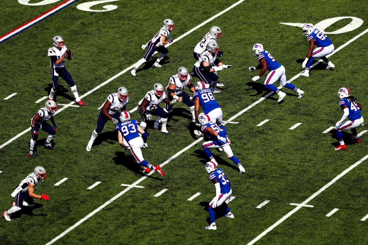 ORCHARD PARK, NEW YORK - SEPTEMBER 29: New England Patriots offense runs a play during a game against the Buffalo Bills at New Era Field on September 29, 2019 in Orchard Park, New York. (Photo by Bryan M. Bennett/Getty Images)