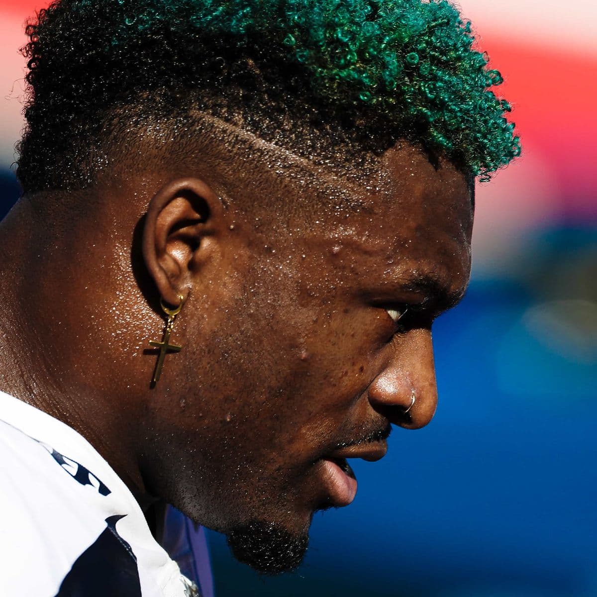 ORCHARD PARK, NEW YORK - NOVEMBER 08: DK Metcalf #14 of the Seattle Seahawks looks on during warmups before the game against the Buffalo Bills at Bills Stadium on November 08, 2020 in Orchard Park, New York. (Photo by Bryan M. Bennett/Getty Images)