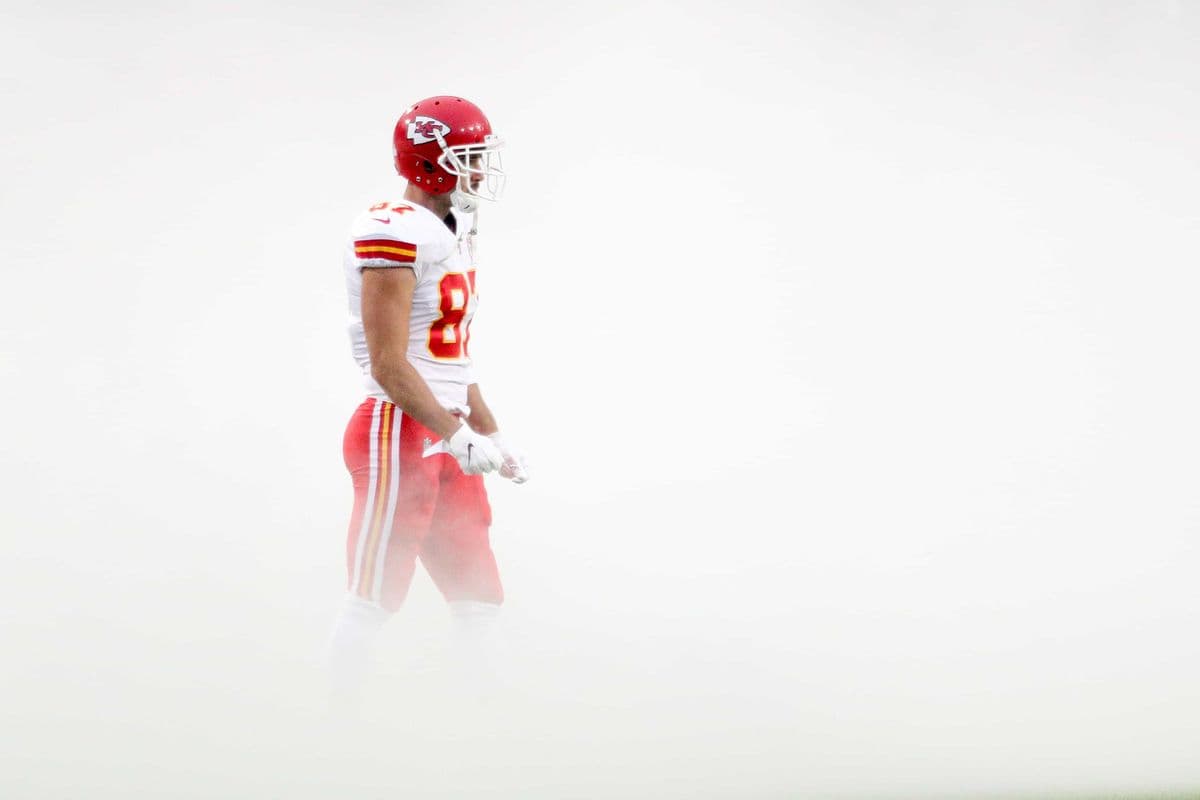 ORCHARD PARK, NEW YORK - OCTOBER 19:  Travis Kelce #87 of the Kansas City Chiefs takes the field prior to the game against the Buffalo Bills at Bills Stadium on October 19, 2020 in Orchard Park, New York. (Photo by Bryan M. Bennett/Getty Images)