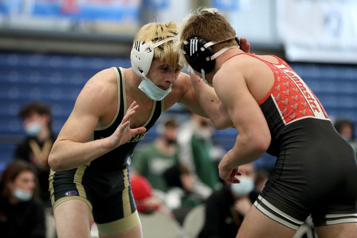 Wantaghs Luke Janosko, left, and Lancasters Micah Harry wrestle during their 160 pound bout at the 2022 NYSPHSAA Wrestling Dual Meet Championships at SRC Arena in Syracuse, N.Y. on Jan. 29, 2022.