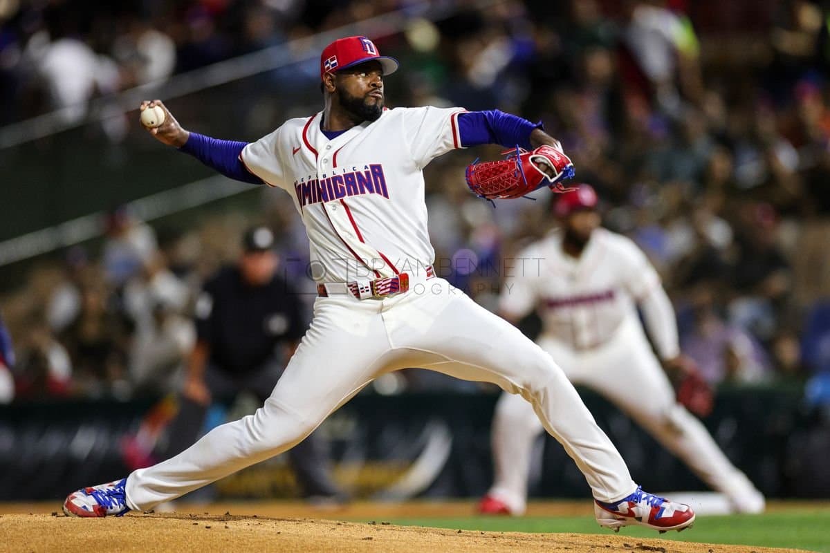 SANTO DOMINGO, DOMINICAN REPUBLIC - MARCH 03: Luis Severino #40 of the Dominican Republic pitches during the first inning against the Detroit Tigers at Estadio Quisqueya on March 03, 2026 in Santo Domingo, Dominican Republic. (Photo by Bryan M. Bennett/Getty Images)