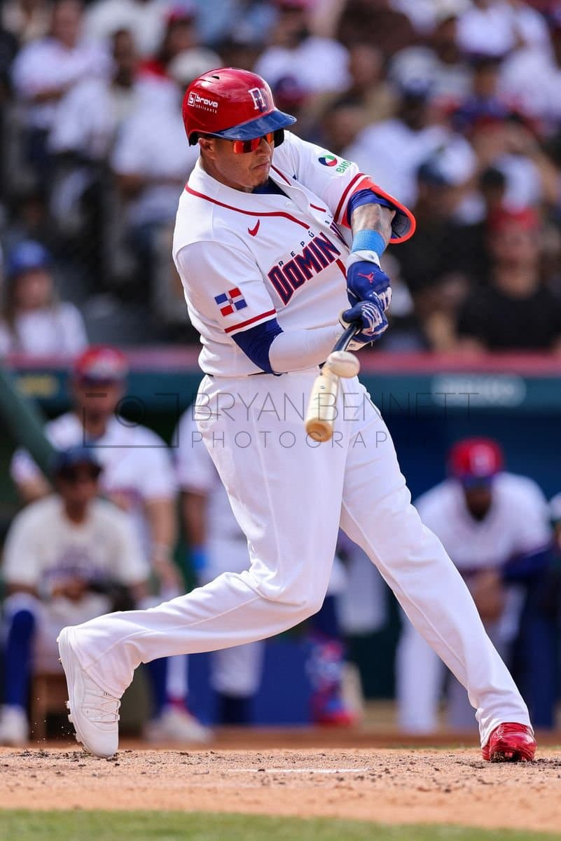 SANTO DOMINGO, DOMINICAN REPUBLIC - MARCH 04: Manny Machado #3 of the Dominican Republic bats during an exhibition game against the Detroit Tigers at Estadio Quisqueya on March 04, 2026 in Santo Domingo, Dominican Republic. (Photo by Bryan Bennett/Getty Images)