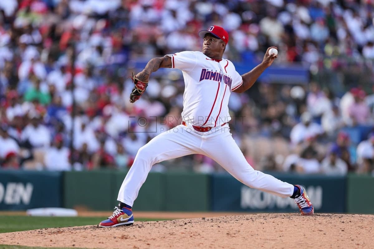 SANTO DOMINGO, DOMINICAN REPUBLIC - MARCH 04: Enny Romero #91 of Dominican Republic pitches during an exhibition game against the Detroit Tigers at Estadio Quisqueya on March 04, 2026 in Santo Domingo, Dominican Republic. (Photo by Bryan Bennett/Getty Images)