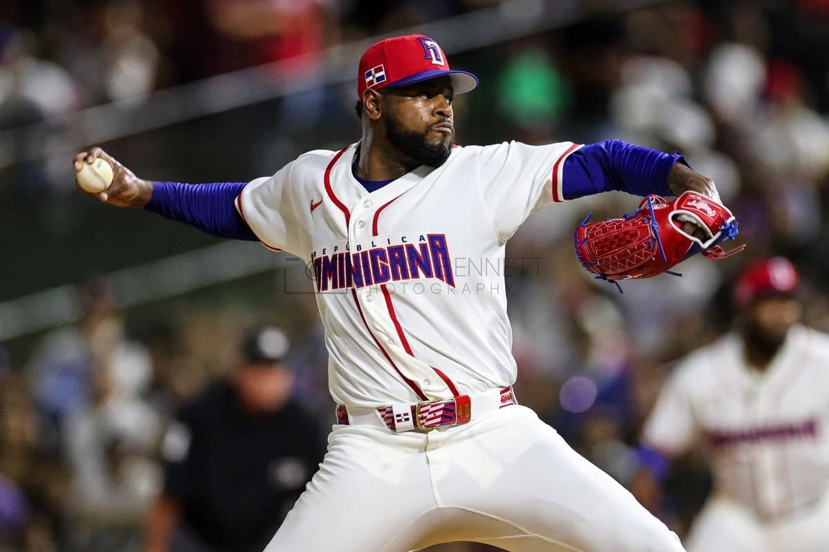 SANTO DOMINGO, DOMINICAN REPUBLIC - MARCH 03: Luis Severino #40 of the Dominican Republic pitches during the first inning against the Detroit Tigers at Estadio Quisqueya on March 03, 2026 in Santo Domingo, Dominican Republic. (Photo by Bryan M. Bennett/Getty Images)