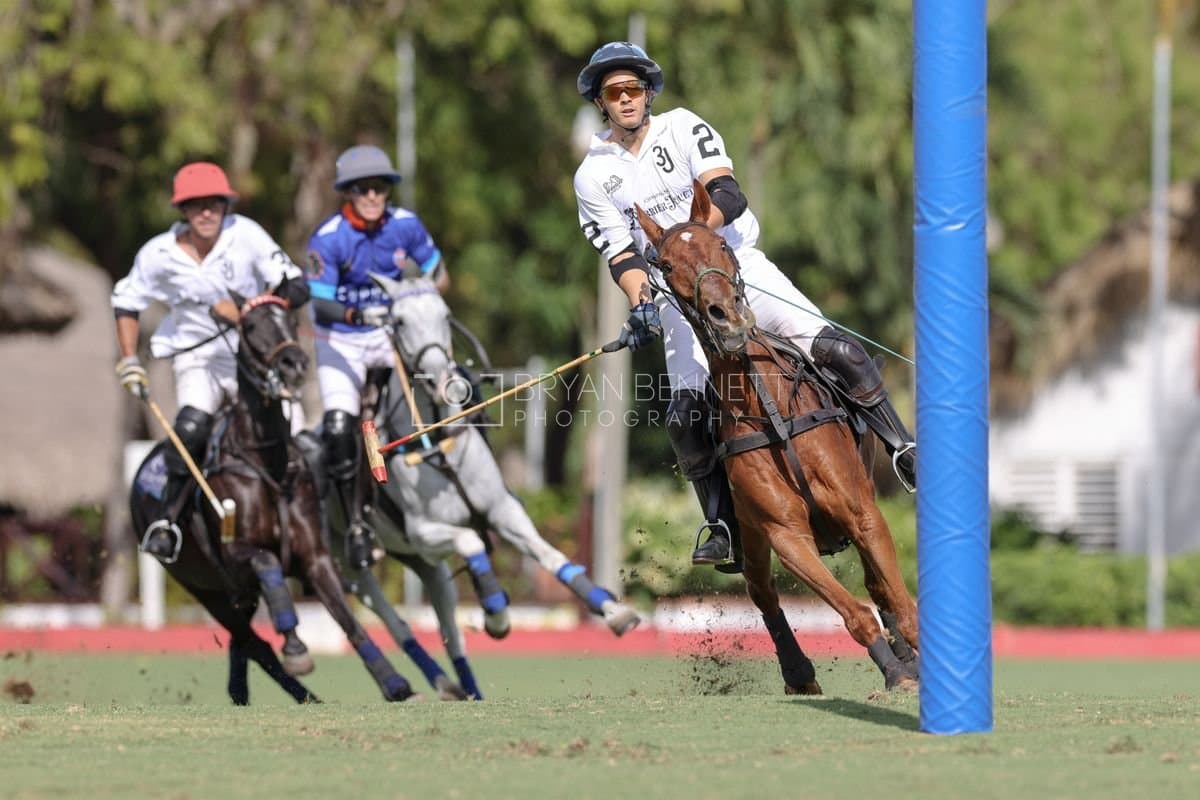 La Romanza 3J and La Espada Gulf play polo during the Copa Britanica at Casa de Campo Polo Club in La Romana, Dominican Republic on March 6, 2026. (Photos by Bryan Bennett)