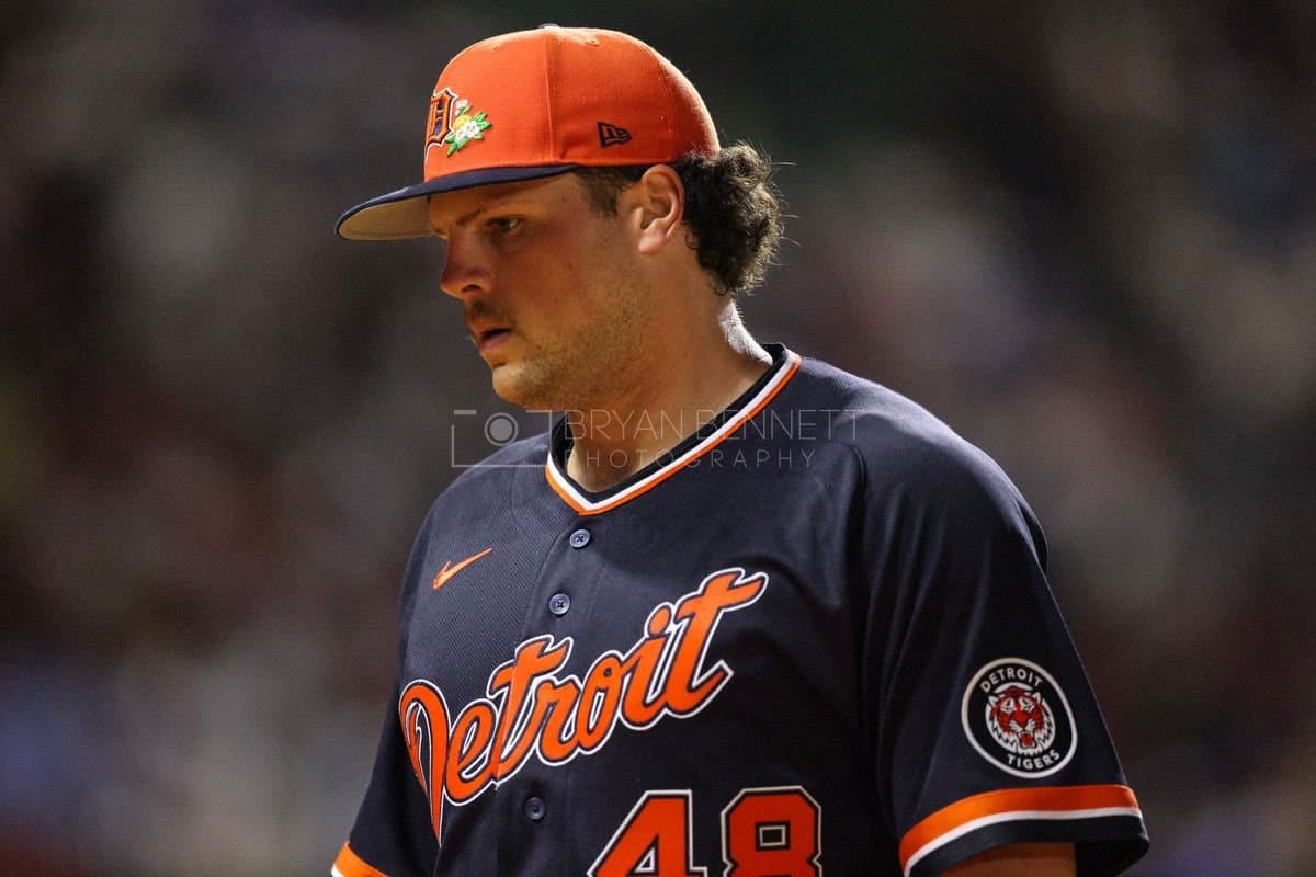 SANTO DOMINGO, DOMINICAN REPUBLIC - MARCH 03: Brant Hurter #48 of the Detroit Tigers looks on during an exhibition game against the Dominican Republic at Estadio Quisqueya on March 03, 2026 in Santo Domingo, Dominican Republic. (Photo by Bryan Bennett/Getty Images)