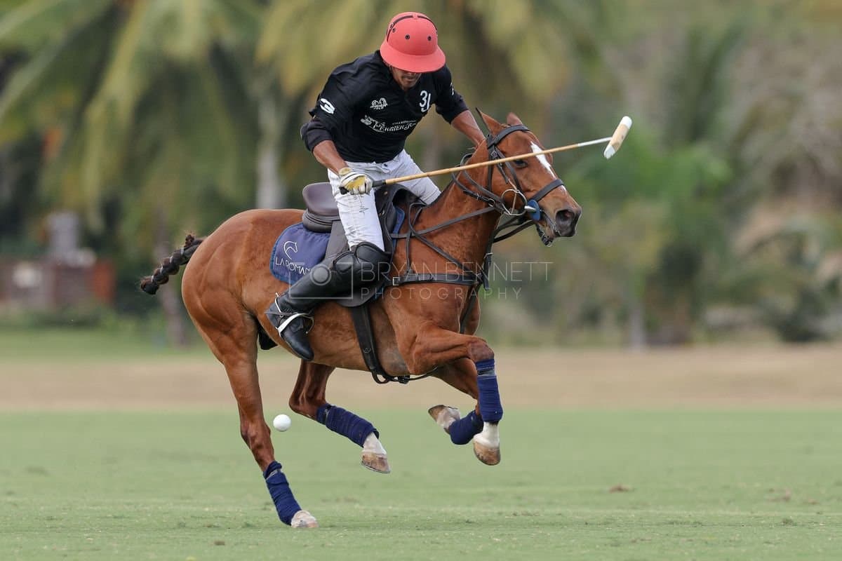 Lechuza Caracas and La Romanza 3J play polo during the Copa Britanica at Casa de Campo in La Romana, La Romana, Dominican Republic on March 1, 2026. (Photos by Bryan Bennett)