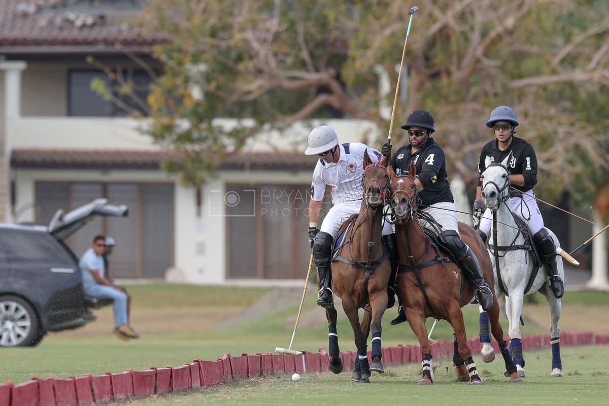Lechuza Caracas and La Romanza 3J play polo during the Copa Britanica at Casa de Campo in La Romana, La Romana, Dominican Republic on March 1, 2026. (Photos by Bryan Bennett)