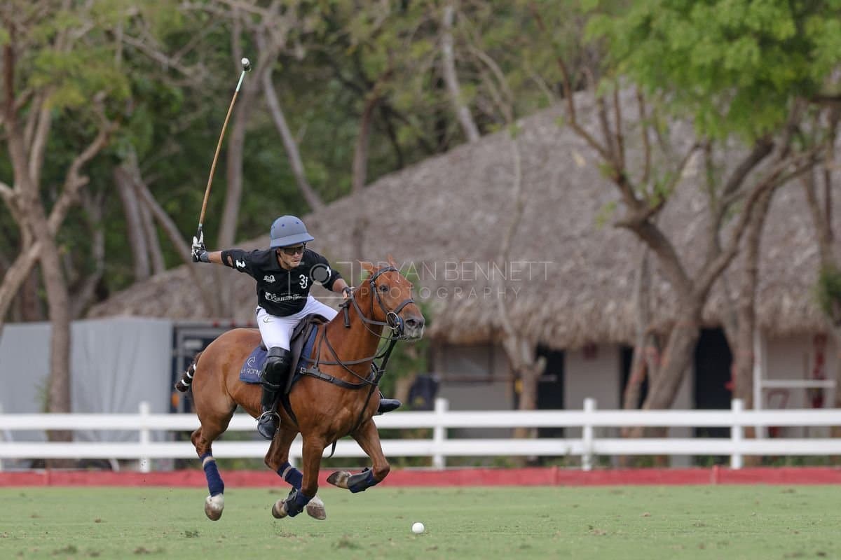 Lechuza Caracas and La Romanza 3J play polo during the Copa Britanica at Casa de Campo in La Romana, La Romana, Dominican Republic on March 1, 2026. (Photos by Bryan Bennett)