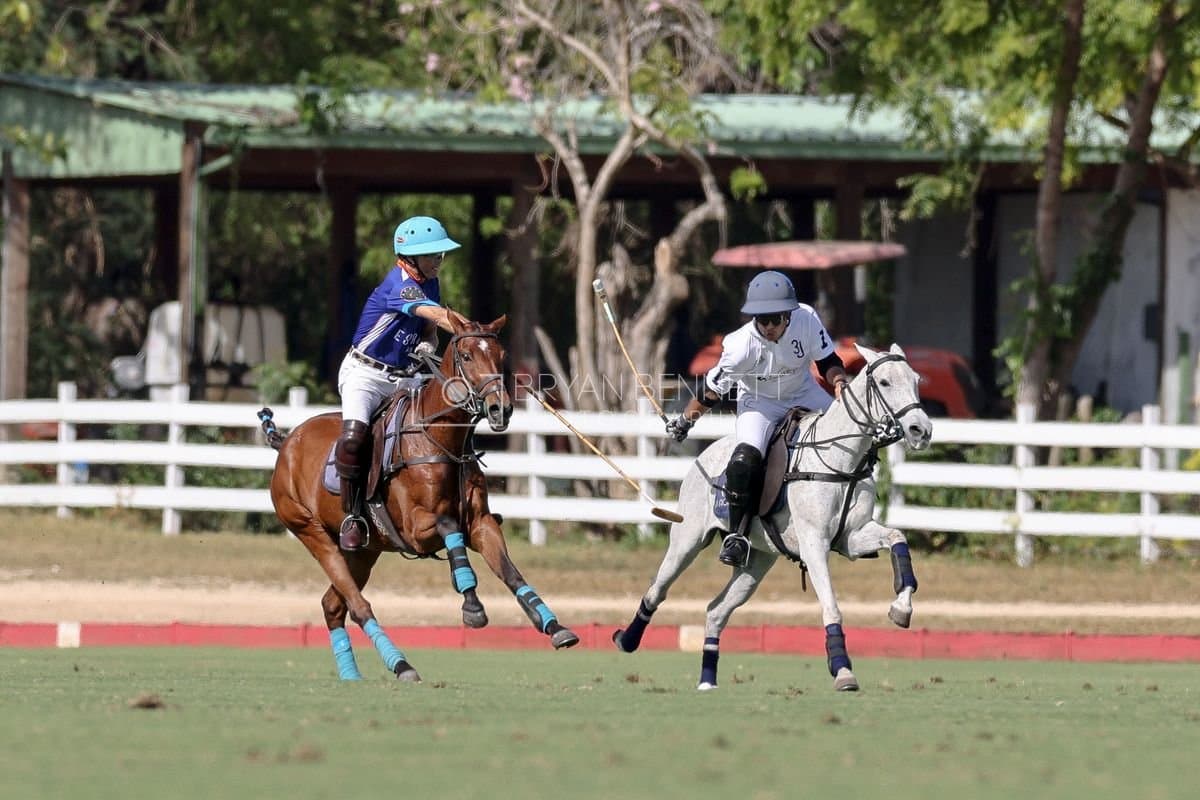 La Romanza 3J and La Espada Gulf play polo during the Copa Britanica at Casa de Campo Polo Club in La Romana, Dominican Republic on March 6, 2026. (Photos by Bryan Bennett)