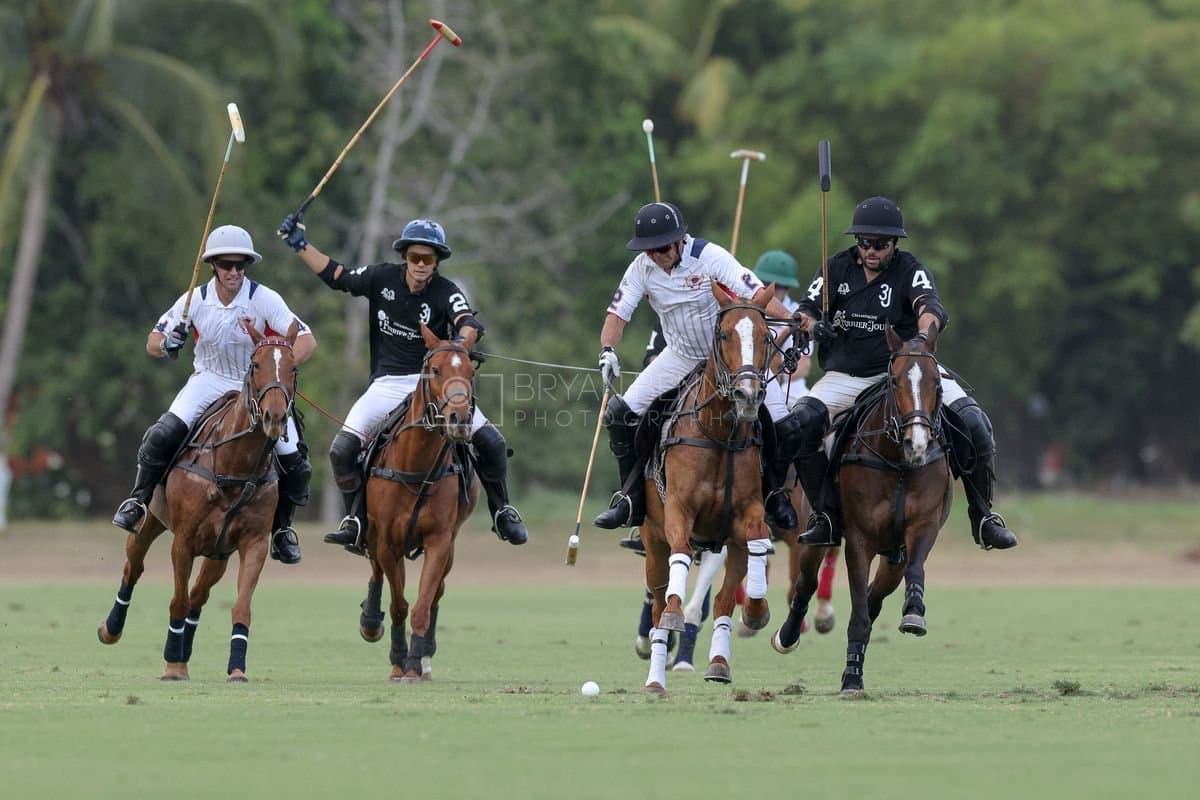 Lechuza Caracas and La Romanza 3J play polo during the Copa Britanica at Casa de Campo in La Romana, La Romana, Dominican Republic on March 1, 2026. (Photos by Bryan Bennett)
