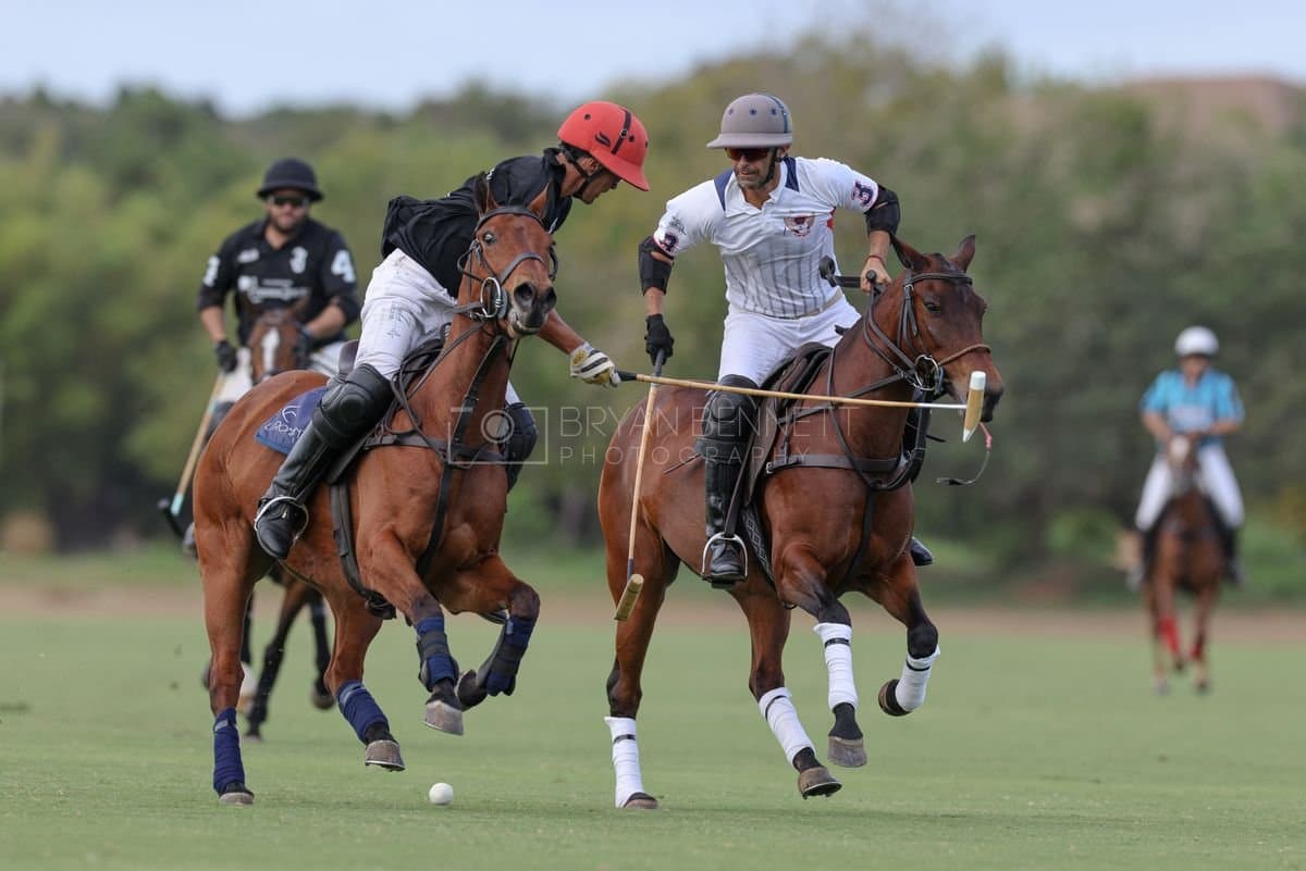 Lechuza Caracas and La Romanza 3J play polo during the Copa Britanica at Casa de Campo in La Romana, La Romana, Dominican Republic on March 1, 2026. (Photos by Bryan Bennett)