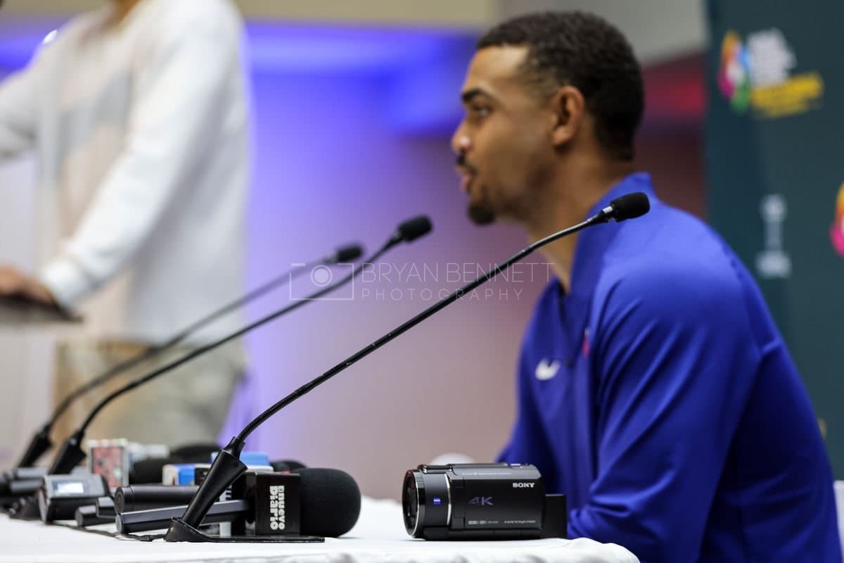 SANTO DOMINGO, DOMINICAN REPUBLIC - MARCH 04: Julio RodrÃguez #44 of the Dominican Republic speaks with media prior to an exhibition game against the Detroit Tigers at Estadio Quisqueya on March 04, 2026 in Santo Domingo, Dominican Republic. (Photo by Bryan Bennett/Getty Images)