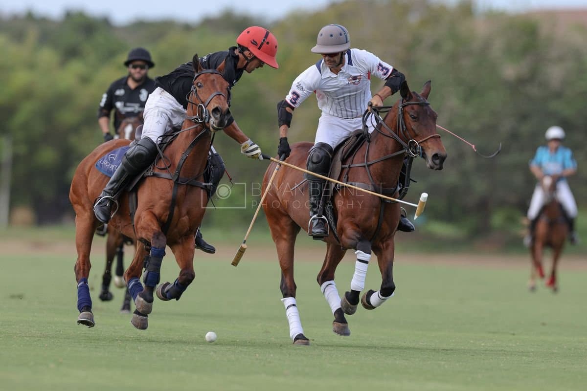 Lechuza Caracas and La Romanza 3J play polo during the Copa Britanica at Casa de Campo in La Romana, La Romana, Dominican Republic on March 1, 2026. (Photos by Bryan Bennett)
