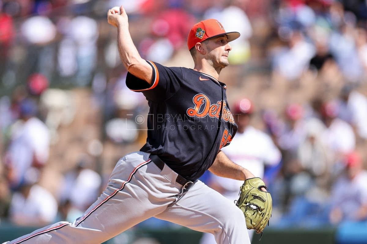 SANTO DOMINGO, DOMINICAN REPUBLIC - MARCH 04: Burch Smith #65 of the Detroit Tigers pitches during an exhibition game against the Dominican Republic at Estadio Quisqueya on March 04, 2026 in Santo Domingo, Dominican Republic. (Photo by Bryan Bennett/Getty Images)
