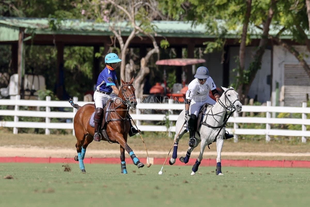 La Romanza 3J and La Espada Gulf play polo during the Copa Britanica at Casa de Campo Polo Club in La Romana, Dominican Republic on March 6, 2026. (Photos by Bryan Bennett)