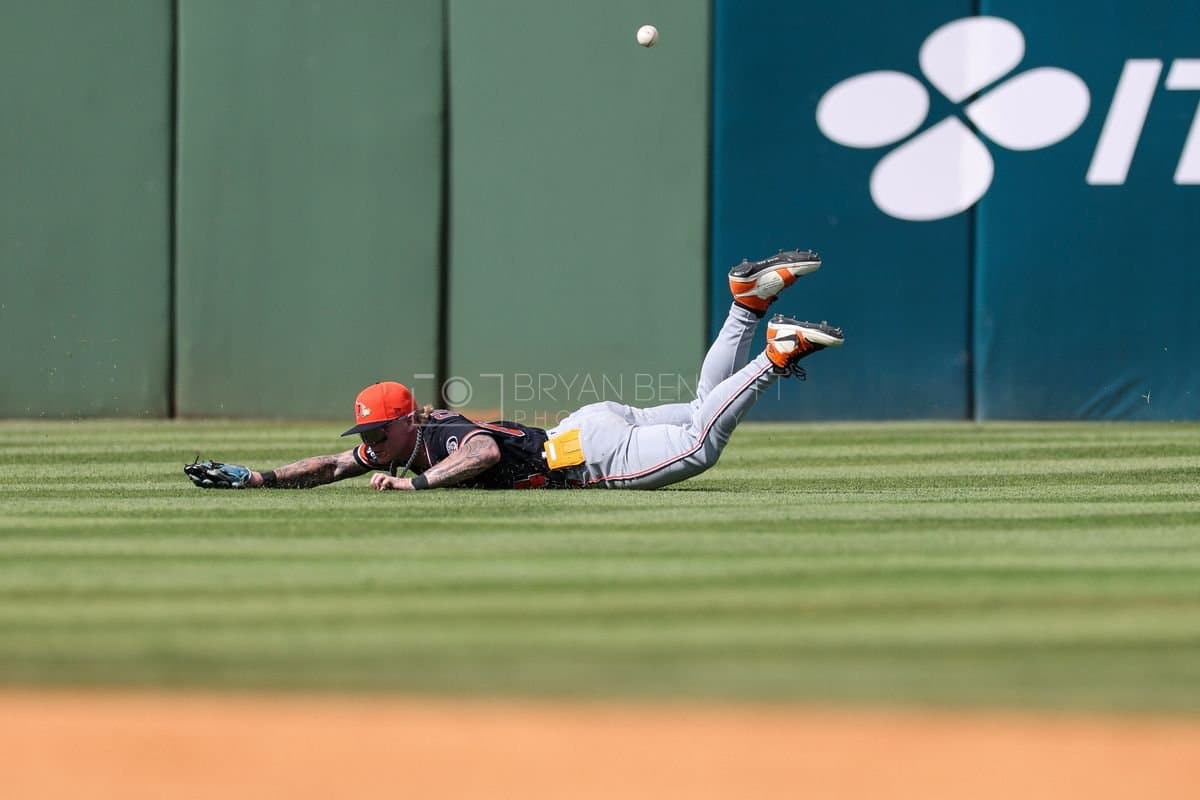 SANTO DOMINGO, DOMINICAN REPUBLIC - MARCH 04: Max Clark #84 of the Detroit Tigers dives for a ball during the second inning of an exhibition game against the Dominican Republic at Estadio Quisqueya on March 04, 2026 in Santo Domingo, Dominican Republic. (Photo by Bryan M. Bennett/Getty Images)