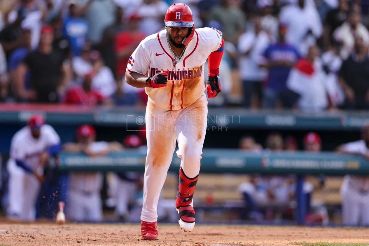 SANTO DOMINGO, DOMINICAN REPUBLIC - MARCH 04: Vladimir Guerrero Jr. #27 of the Dominican Republic runs during an exhibition game against the Detroit Tigers at Estadio Quisqueya on March 04, 2026 in Santo Domingo, Dominican Republic. (Photo by Bryan Bennett/Getty Images)
