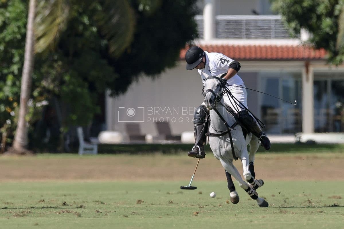 La Romanza 3J and La Espada Gulf play polo during the Copa Britanica at Casa de Campo Polo Club in La Romana, Dominican Republic on March 6, 2026. (Photos by Bryan Bennett)