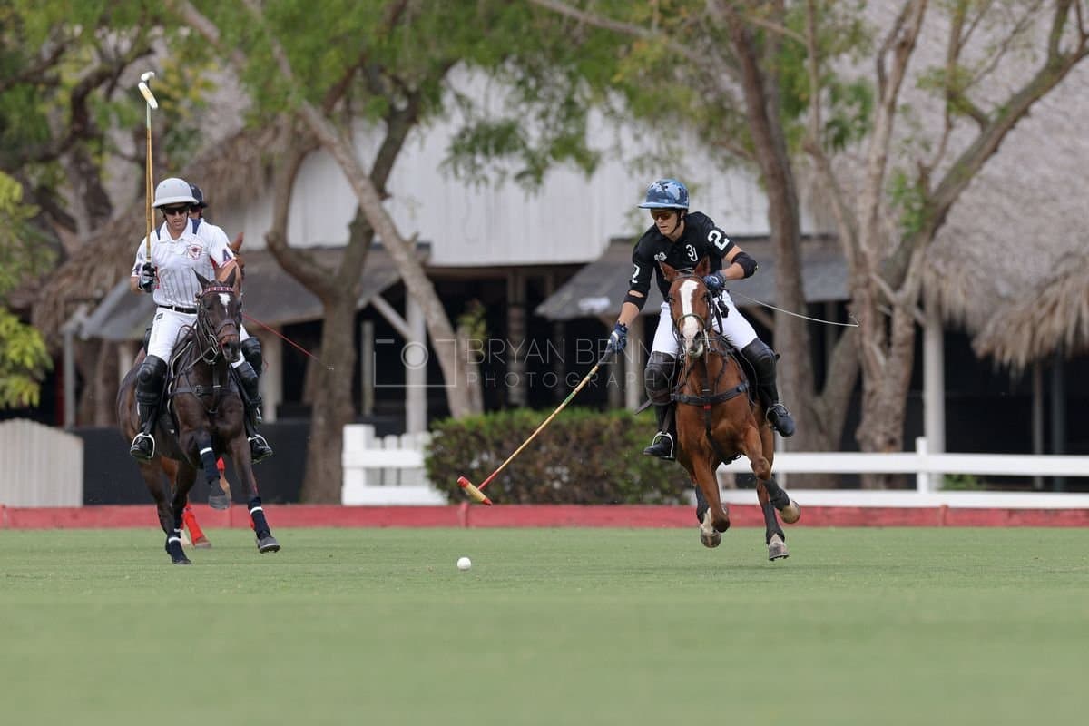 Lechuza Caracas and La Romanza 3J play polo during the Copa Britanica at Casa de Campo in La Romana, La Romana, Dominican Republic on March 1, 2026. (Photos by Bryan Bennett)