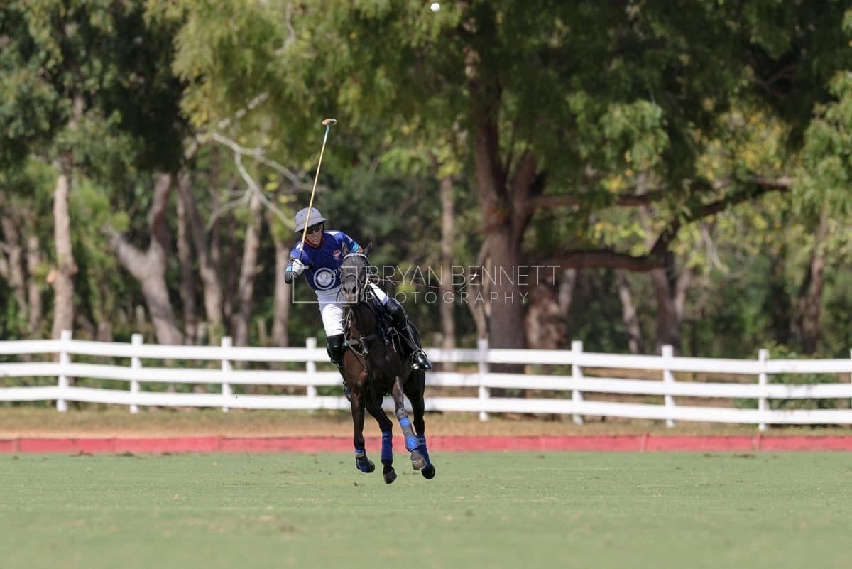 La Romanza 3J and La Espada Gulf play polo during the Copa Britanica at Casa de Campo Polo Club in La Romana, Dominican Republic on March 6, 2026. (Photos by Bryan Bennett)