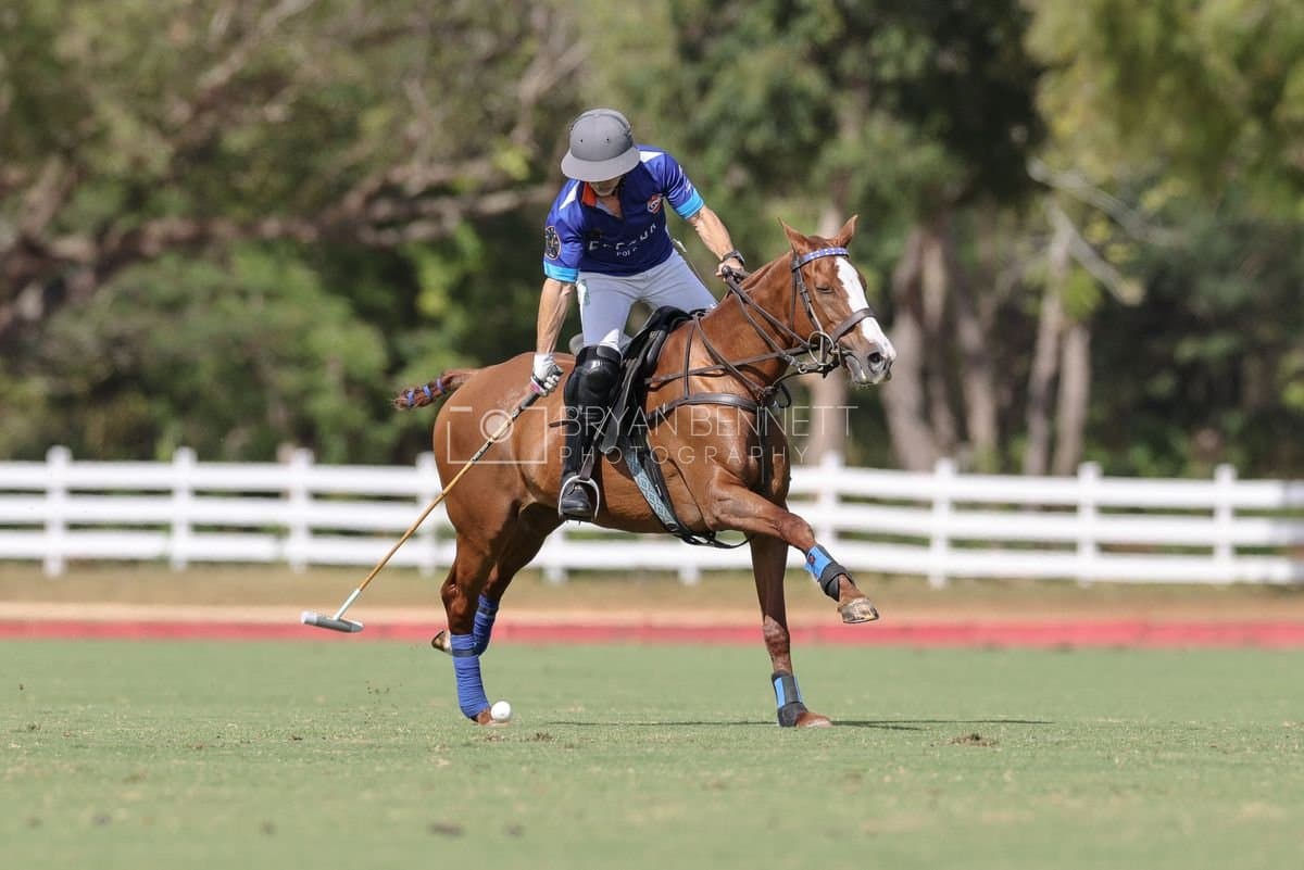 La Romanza 3J and La Espada Gulf play polo during the Copa Britanica at Casa de Campo Polo Club in La Romana, Dominican Republic on March 6, 2026. (Photos by Bryan Bennett)