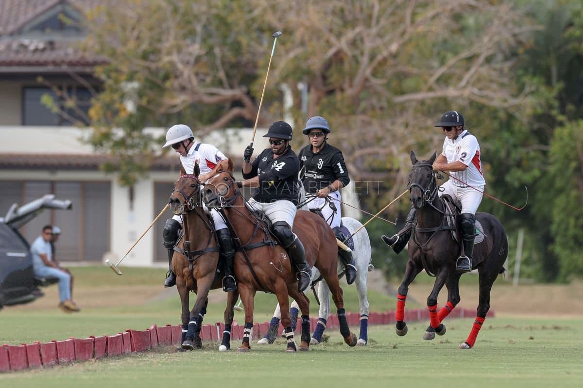 Lechuza Caracas and La Romanza 3J play polo during the Copa Britanica at Casa de Campo in La Romana, La Romana, Dominican Republic on March 1, 2026. (Photos by Bryan Bennett)