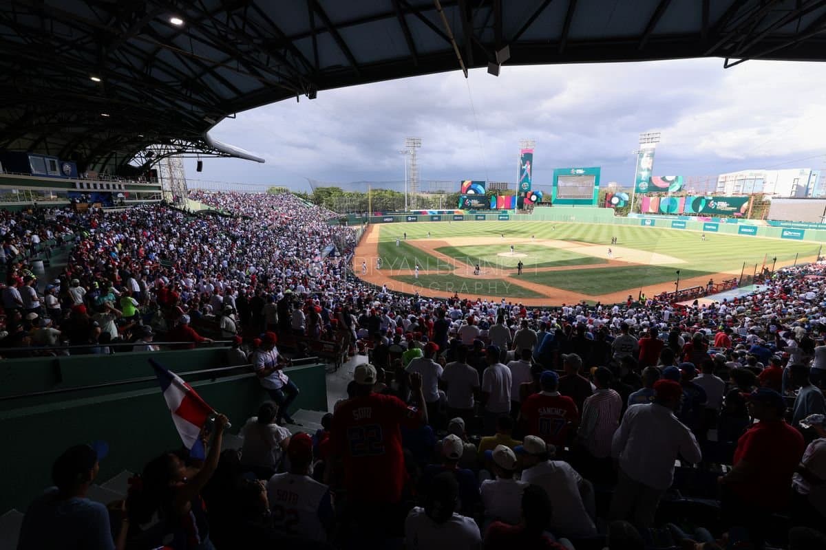 SANTO DOMINGO, DOMINICAN REPUBLIC - MARCH 04: An overall view during an exhibition game between the Detroit Tigers and the Dominican Republic at Estadio Quisqueya on March 04, 2026 in Santo Domingo, Dominican Republic. (Photo by Bryan Bennett/Getty Images)