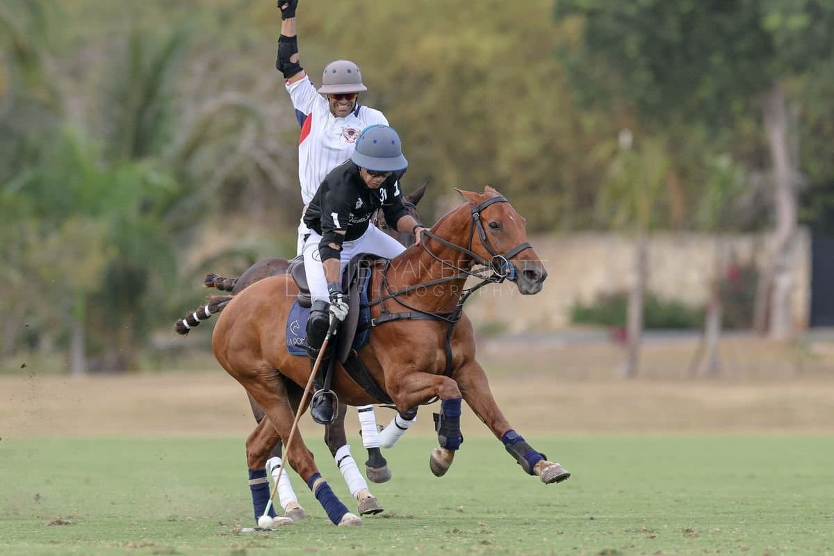 Lechuza Caracas and La Romanza 3J play polo during the Copa Britanica at Casa de Campo in La Romana, La Romana, Dominican Republic on March 1, 2026. (Photos by Bryan Bennett)