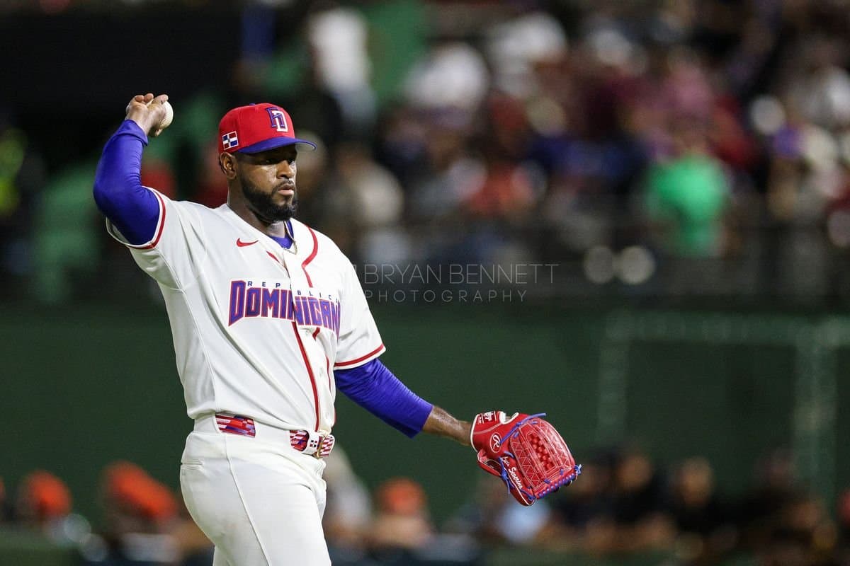 SANTO DOMINGO, DOMINICAN REPUBLIC - MARCH 03: Luis Severino #40 of the Dominican Republic pitches during an exhibition game against the Detroit Tigers at Estadio Quisqueya on March 03, 2026 in Santo Domingo, Dominican Republic. (Photo by Bryan Bennett/Getty Images)
