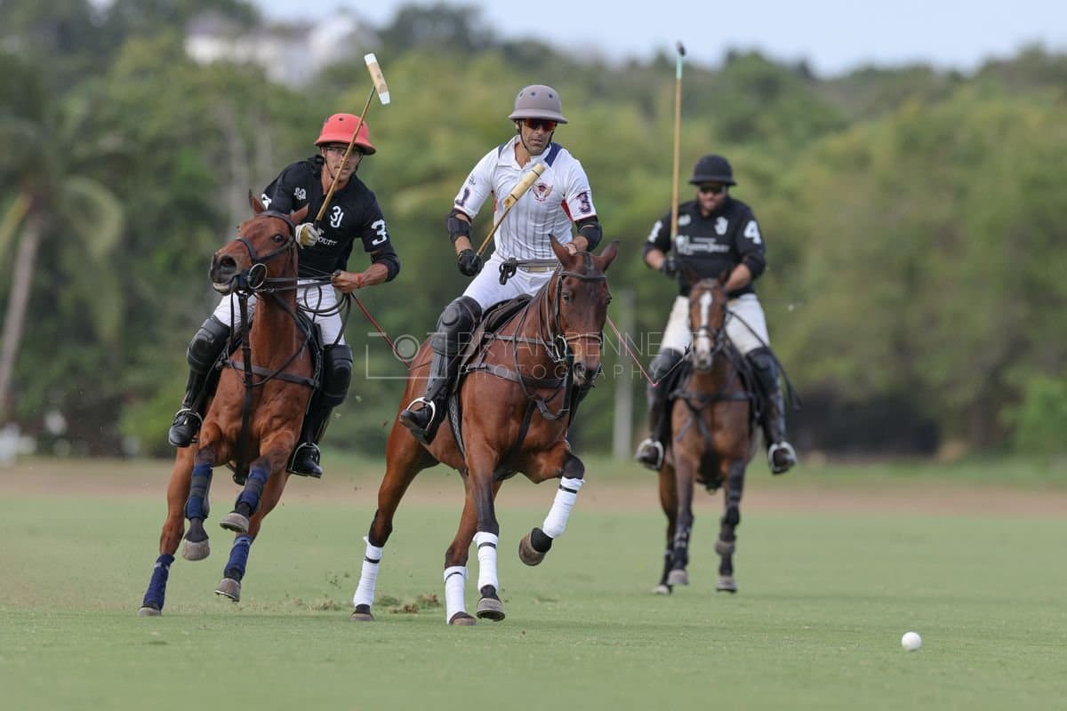 Lechuza Caracas and La Romanza 3J play polo during the Copa Britanica at Casa de Campo in La Romana, La Romana, Dominican Republic on March 1, 2026. (Photos by Bryan Bennett)