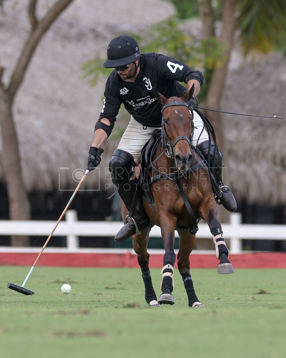 Lechuza Caracas and La Romanza 3J play polo during the Copa Britanica at Casa de Campo in La Romana, La Romana, Dominican Republic on March 1, 2026. (Photos by Bryan Bennett)
