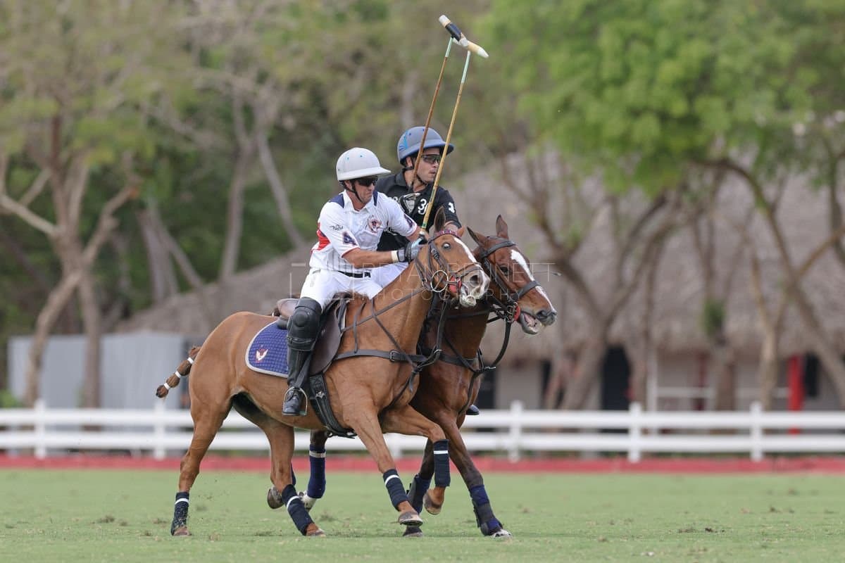 Lechuza Caracas and La Romanza 3J play polo during the Copa Britanica at Casa de Campo in La Romana, La Romana, Dominican Republic on March 1, 2026. (Photos by Bryan Bennett)