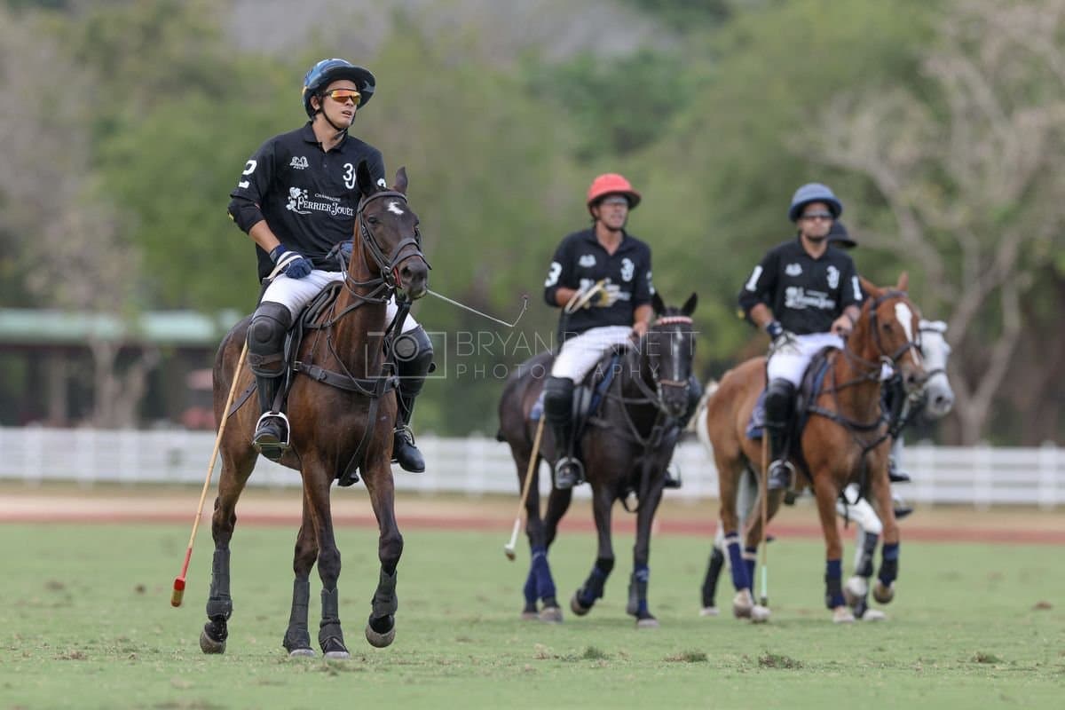 Lechuza Caracas and La Romanza 3J play polo during the Copa Britanica at Casa de Campo in La Romana, La Romana, Dominican Republic on March 1, 2026. (Photos by Bryan Bennett)