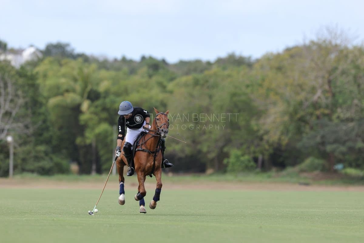 Lechuza Caracas and La Romanza 3J play polo during the Copa Britanica at Casa de Campo in La Romana, La Romana, Dominican Republic on March 1, 2026. (Photos by Bryan Bennett)