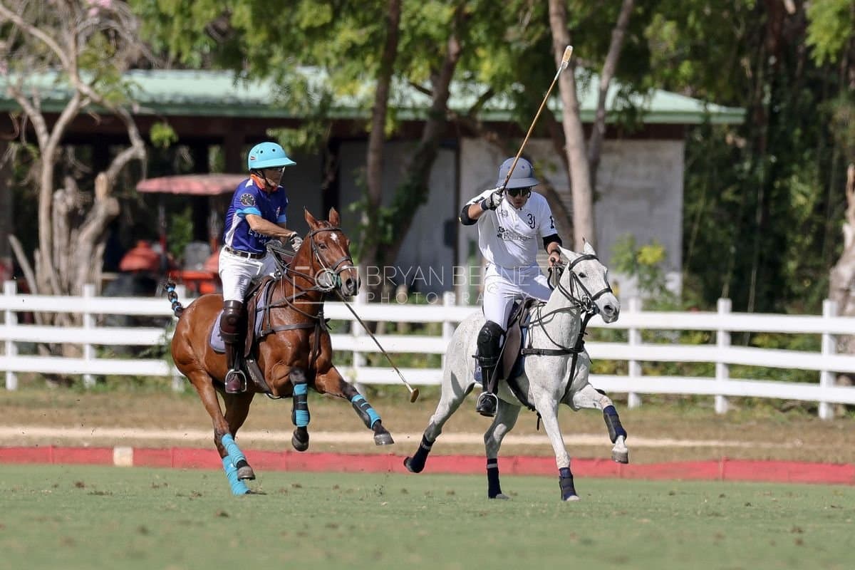 La Romanza 3J and La Espada Gulf play polo during the Copa Britanica at Casa de Campo Polo Club in La Romana, Dominican Republic on March 6, 2026. (Photos by Bryan Bennett)