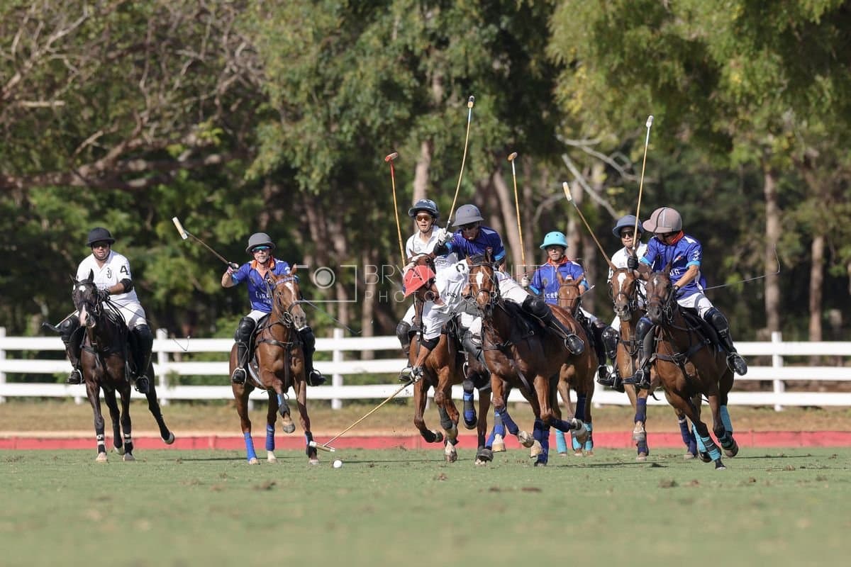 La Romanza 3J and La Espada Gulf play polo during the Copa Britanica at Casa de Campo Polo Club in La Romana, Dominican Republic on March 6, 2026. (Photos by Bryan Bennett)