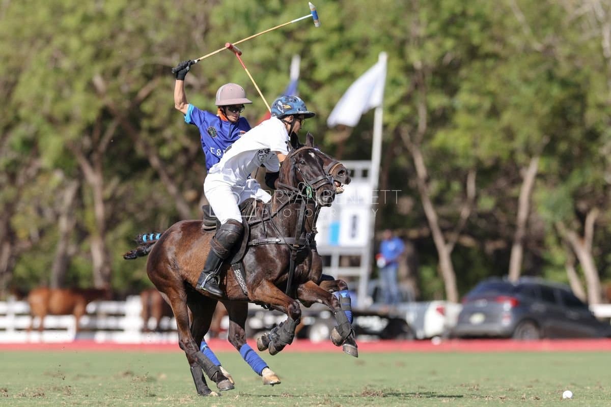 La Romanza 3J and La Espada Gulf play polo during the Copa Britanica at Casa de Campo Polo Club in La Romana, Dominican Republic on March 6, 2026. (Photos by Bryan Bennett)