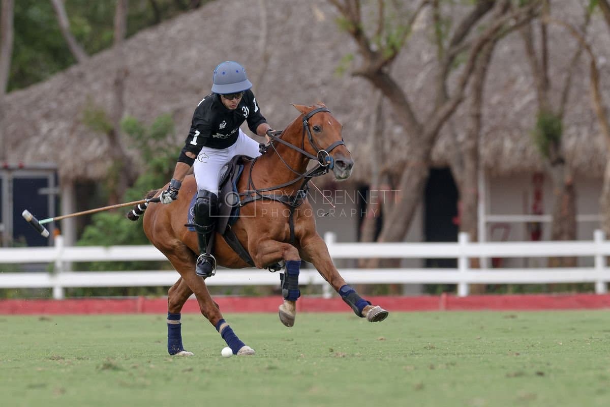 Lechuza Caracas and La Romanza 3J play polo during the Copa Britanica at Casa de Campo in La Romana, La Romana, Dominican Republic on March 1, 2026. (Photos by Bryan Bennett)