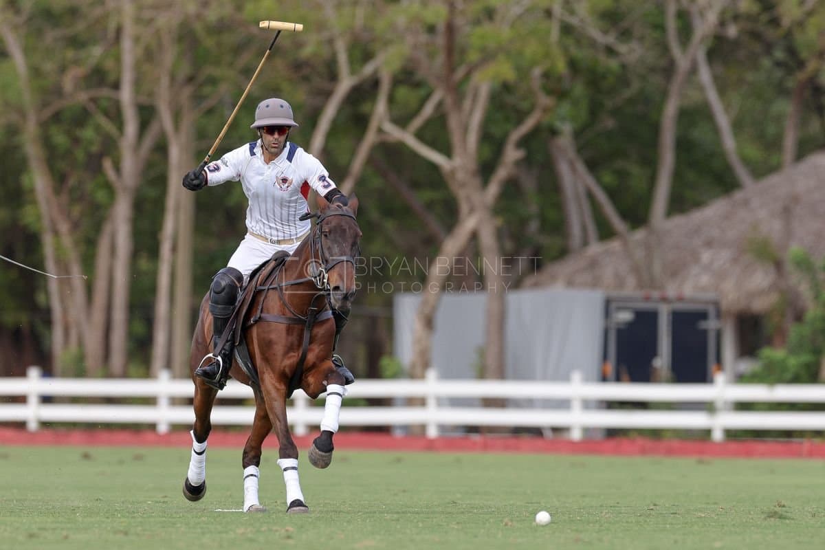 Lechuza Caracas and La Romanza 3J play polo during the Copa Britanica at Casa de Campo in La Romana, La Romana, Dominican Republic on March 1, 2026. (Photos by Bryan Bennett)