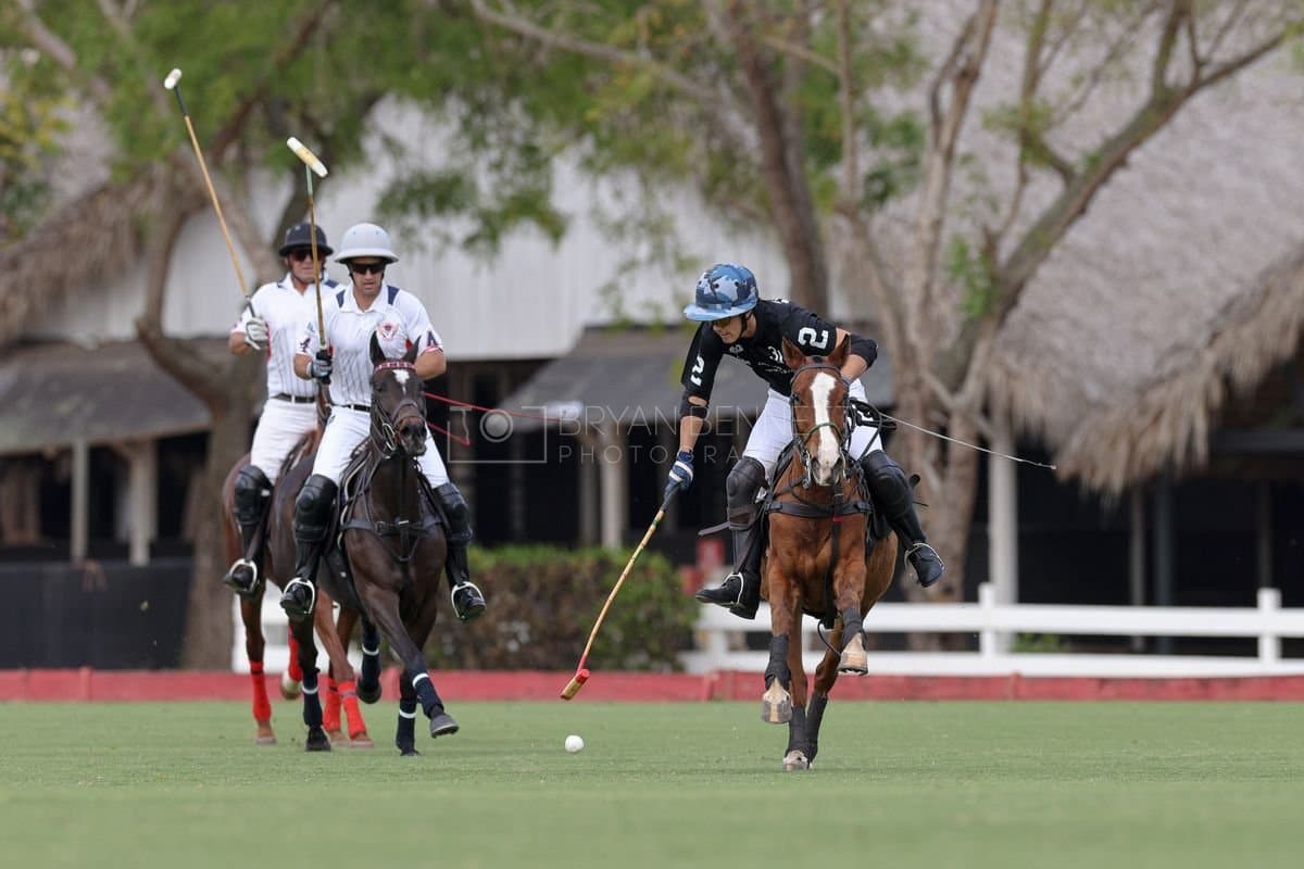 Lechuza Caracas and La Romanza 3J play polo during the Copa Britanica at Casa de Campo in La Romana, La Romana, Dominican Republic on March 1, 2026. (Photos by Bryan Bennett)