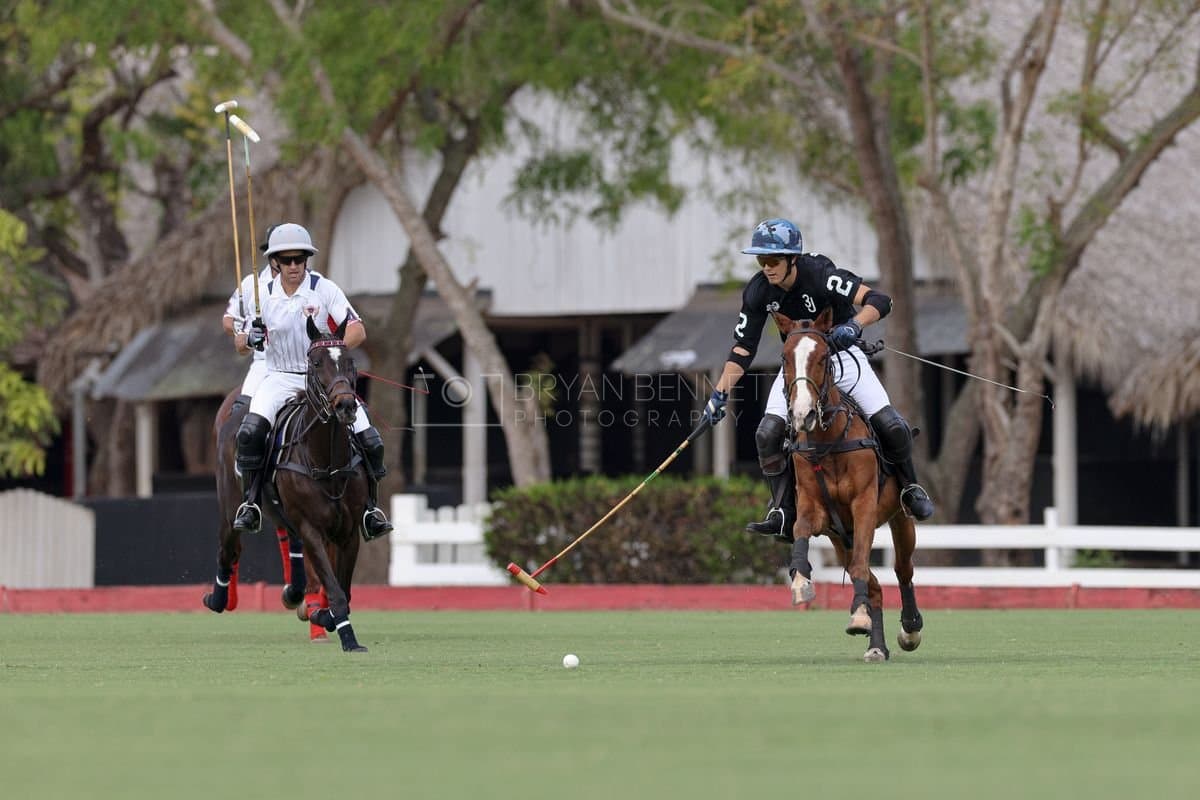 Lechuza Caracas and La Romanza 3J play polo during the Copa Britanica at Casa de Campo in La Romana, La Romana, Dominican Republic on March 1, 2026. (Photos by Bryan Bennett)