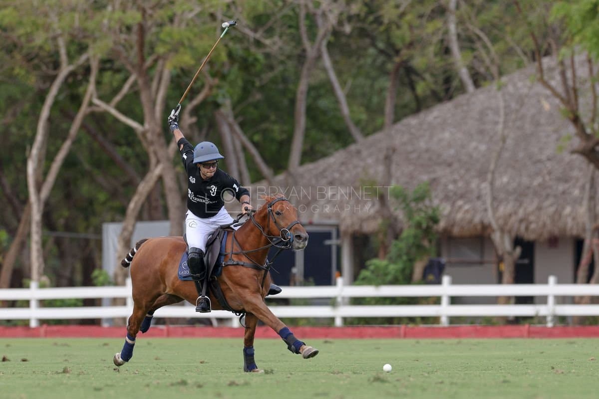 Lechuza Caracas and La Romanza 3J play polo during the Copa Britanica at Casa de Campo in La Romana, La Romana, Dominican Republic on March 1, 2026. (Photos by Bryan Bennett)