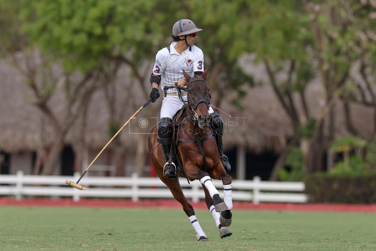 Lechuza Caracas and La Romanza 3J play polo during the Copa Britanica at Casa de Campo in La Romana, La Romana, Dominican Republic on March 1, 2026. (Photos by Bryan Bennett)