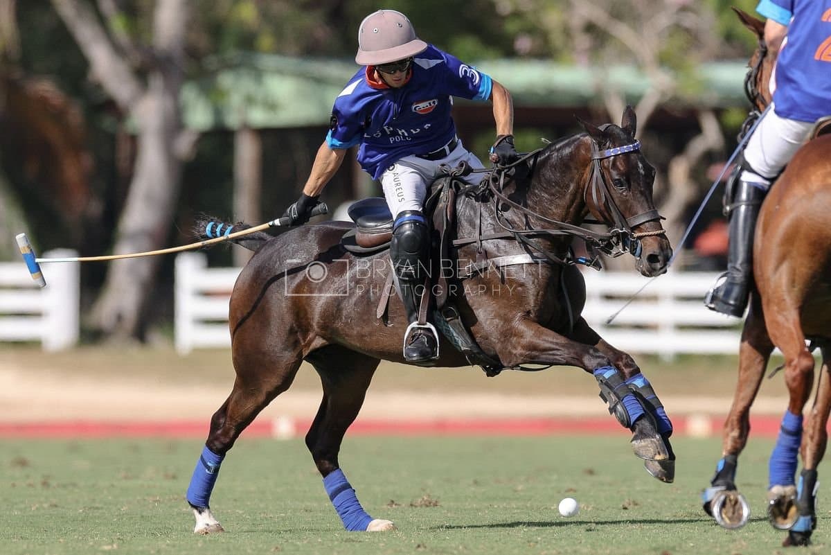 La Romanza 3J and La Espada Gulf play polo during the Copa Britanica at Casa de Campo Polo Club in La Romana, Dominican Republic on March 6, 2026. (Photos by Bryan Bennett)