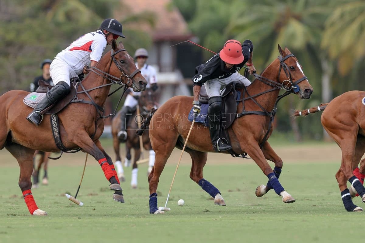 Lechuza Caracas and La Romanza 3J play polo during the Copa Britanica at Casa de Campo in La Romana, La Romana, Dominican Republic on March 1, 2026. (Photos by Bryan Bennett)