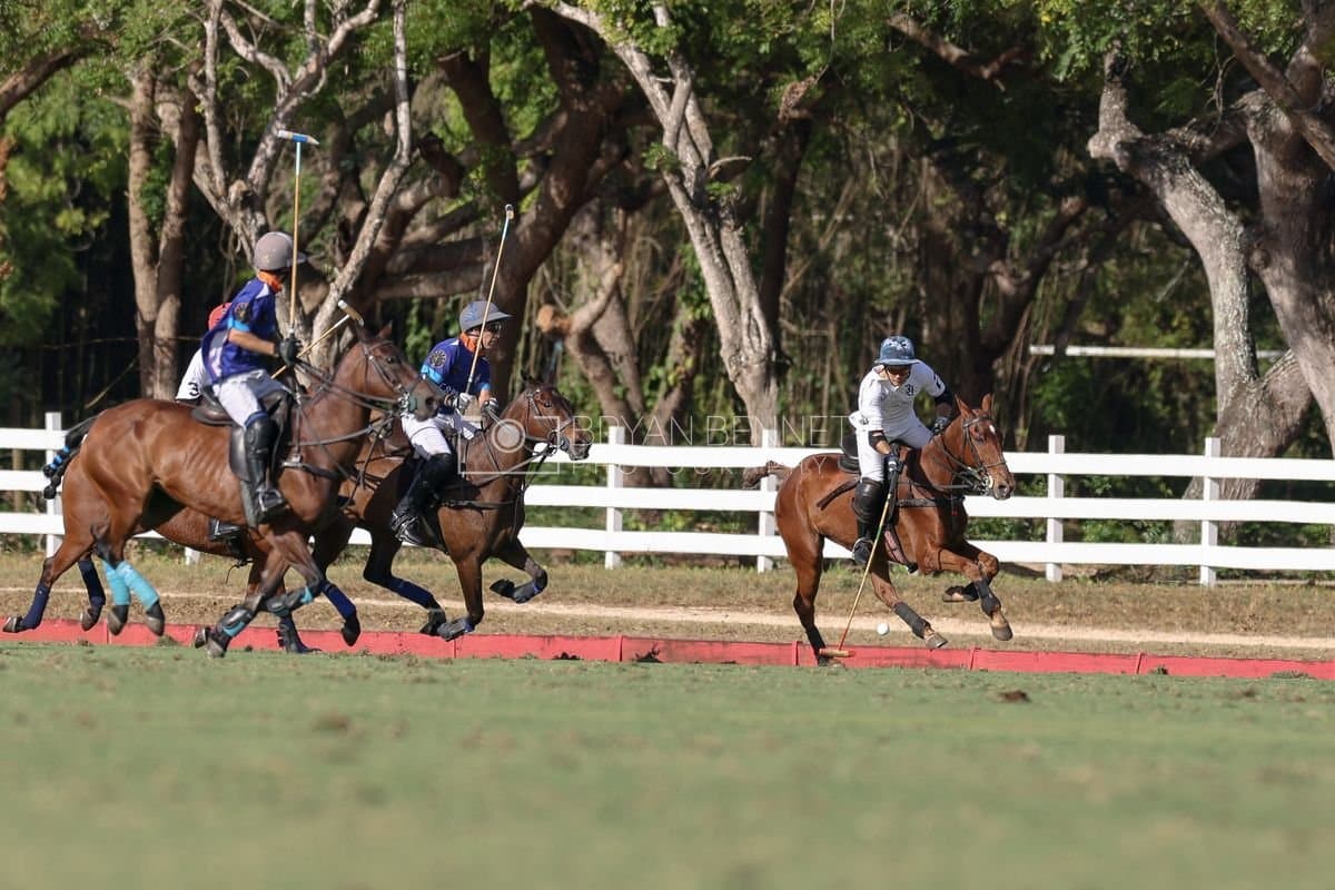 La Romanza 3J and La Espada Gulf play polo during the Copa Britanica at Casa de Campo Polo Club in La Romana, Dominican Republic on March 6, 2026. (Photos by Bryan Bennett)