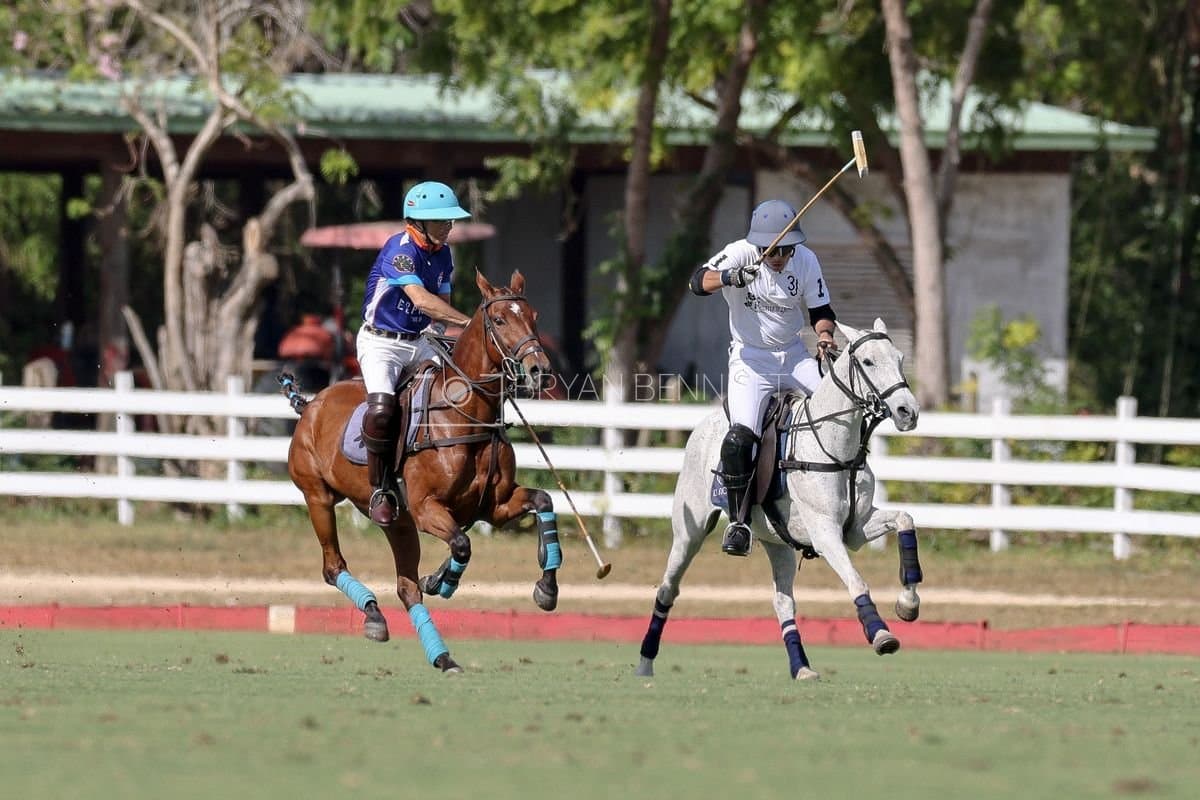 La Romanza 3J and La Espada Gulf play polo during the Copa Britanica at Casa de Campo Polo Club in La Romana, Dominican Republic on March 6, 2026. (Photos by Bryan Bennett)