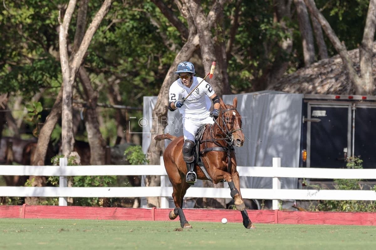 La Romanza 3J and La Espada Gulf play polo during the Copa Britanica at Casa de Campo Polo Club in La Romana, Dominican Republic on March 6, 2026. (Photos by Bryan Bennett)