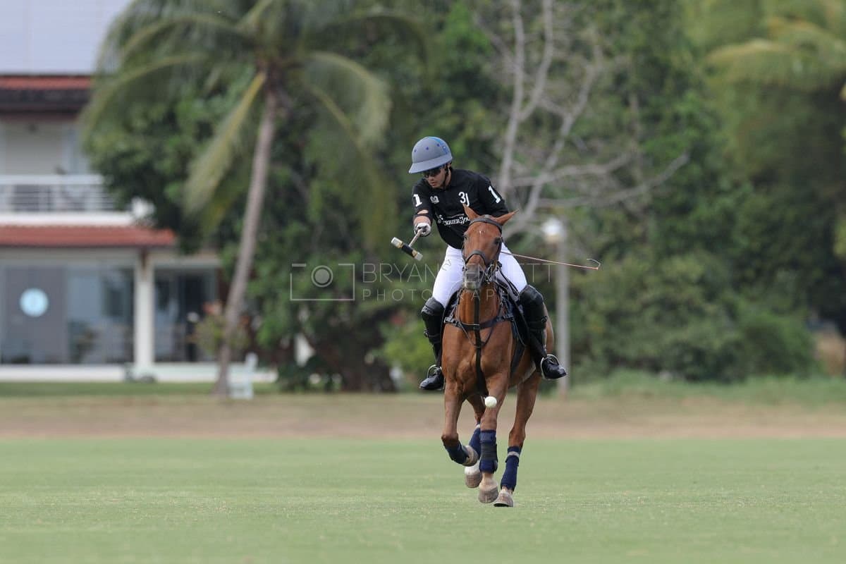 Lechuza Caracas and La Romanza 3J play polo during the Copa Britanica at Casa de Campo in La Romana, La Romana, Dominican Republic on March 1, 2026. (Photos by Bryan Bennett)
